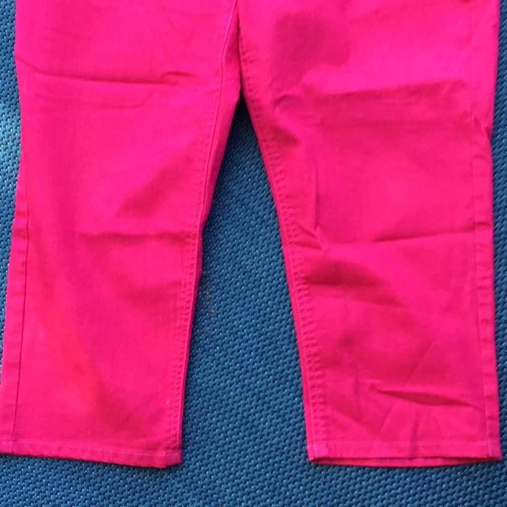 Style & Co Fuschia Pink Capris Size10 - Picture 4 of 7